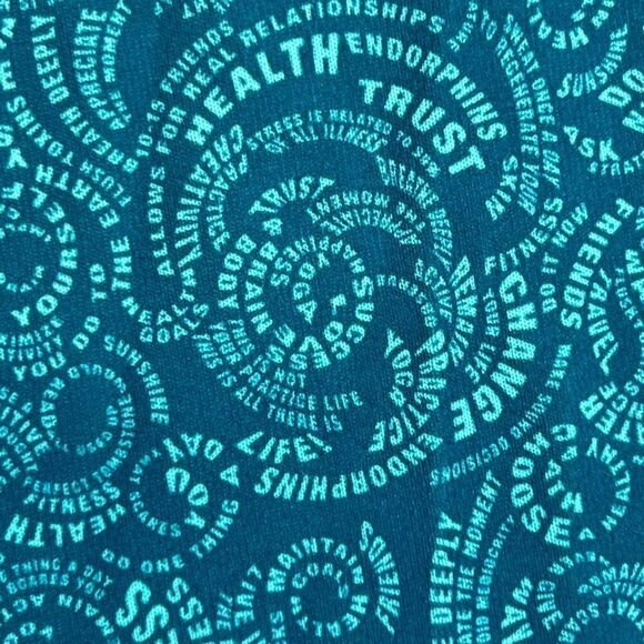 Lululemon Tank Top Women's Size 6 Curly Says Pattern Blue Tank Top - Picture 11 of 11